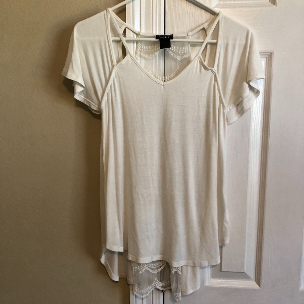 Rue 21 White Dress Shirt size M